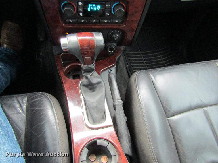 image for item DE5892 2006 GMC Envoy Denali SUV