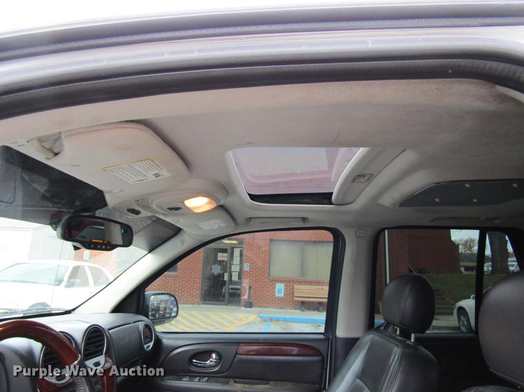 image for item DE5892 2006 GMC Envoy Denali SUV