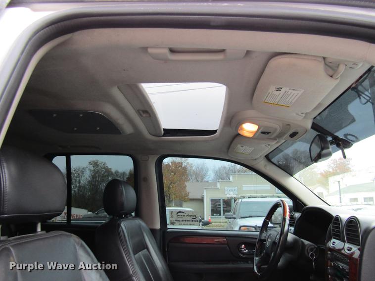 image for item DE5892 2006 GMC Envoy Denali SUV