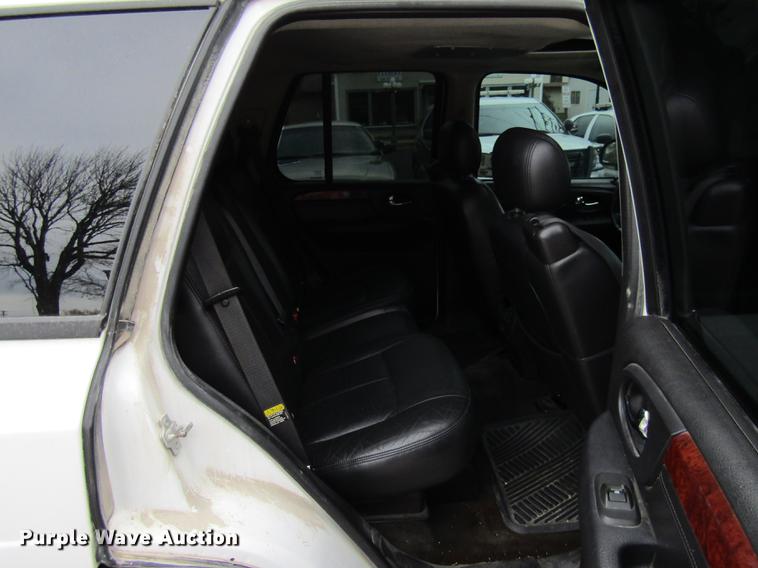 image for item DE5892 2006 GMC Envoy Denali SUV