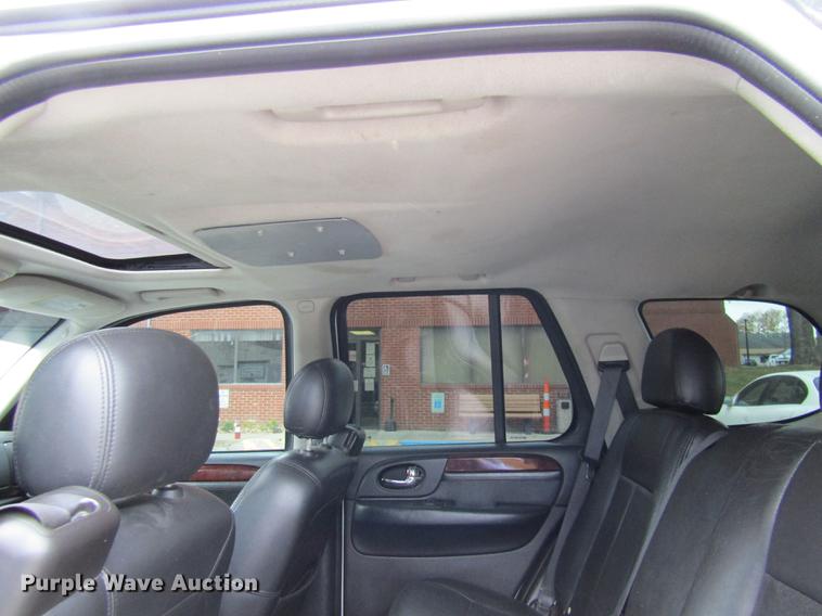 image for item DE5892 2006 GMC Envoy Denali SUV