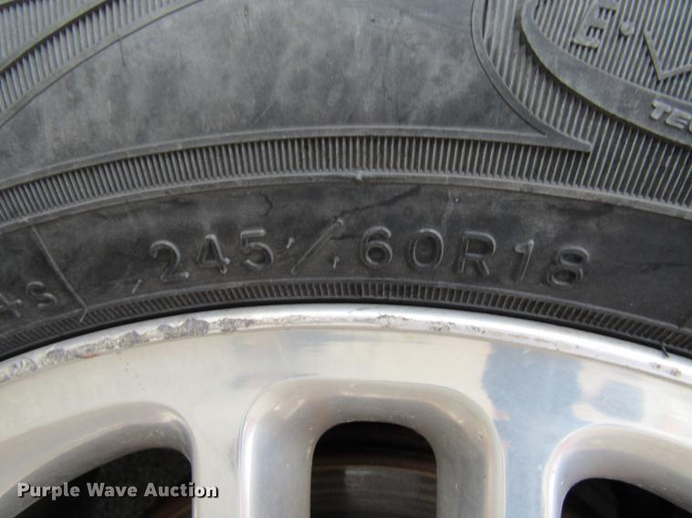 image for item DE5892 2006 GMC Envoy Denali SUV