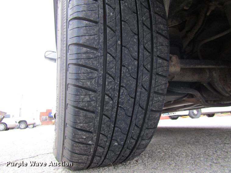 image for item DE5892 2006 GMC Envoy Denali SUV