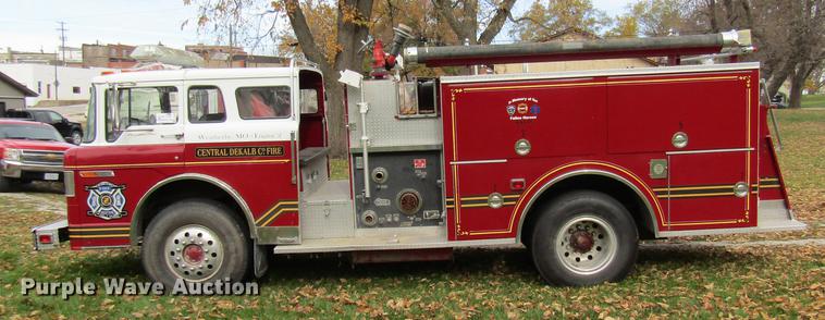 image for item DE5893 1978 Ford fire truck