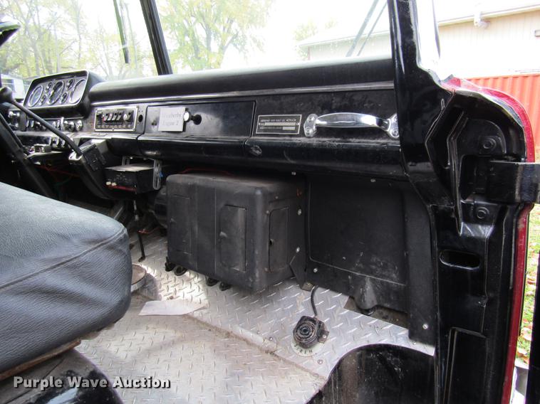 image for item DE5893 1978 Ford fire truck