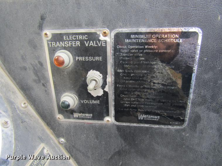 image for item DE5893 1978 Ford fire truck