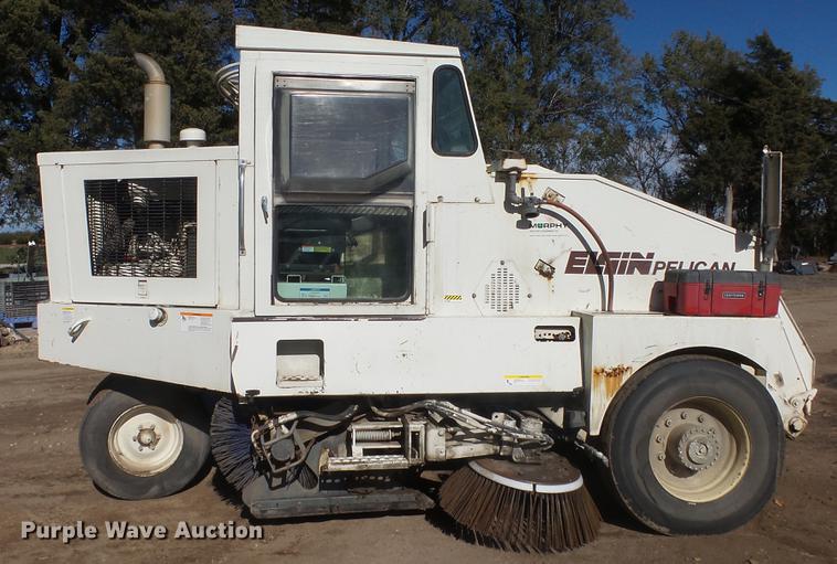 image for item DE7321 Elgin Pelican P sweeper