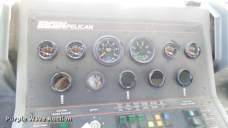 image for item DE7321 Elgin Pelican P sweeper