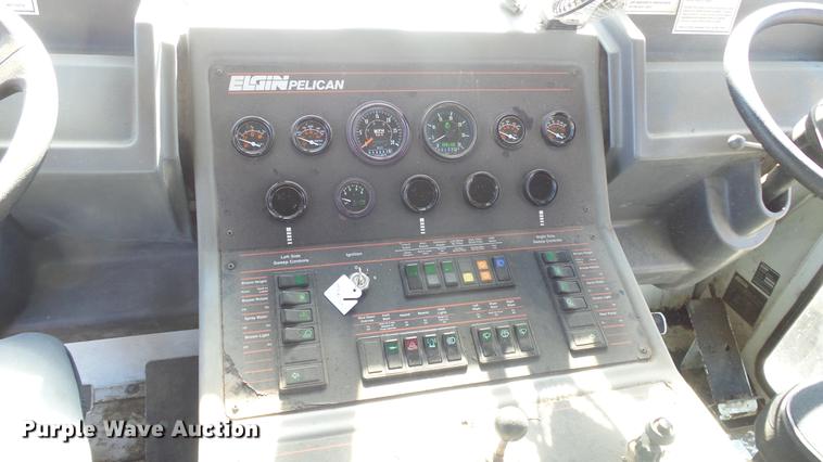 image for item DE7321 Elgin Pelican P sweeper