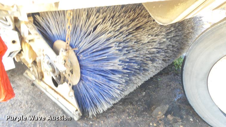 image for item DE7321 Elgin Pelican P sweeper