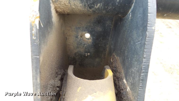 image for item DE7326 2001 Caterpillar 252 skid steer