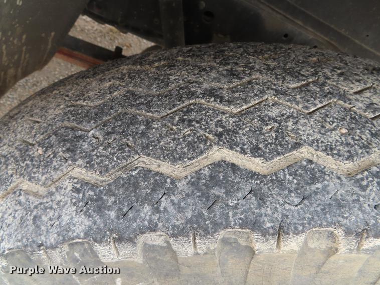 image for item DF1268 1988 GMC C6000 dump flatbed truck