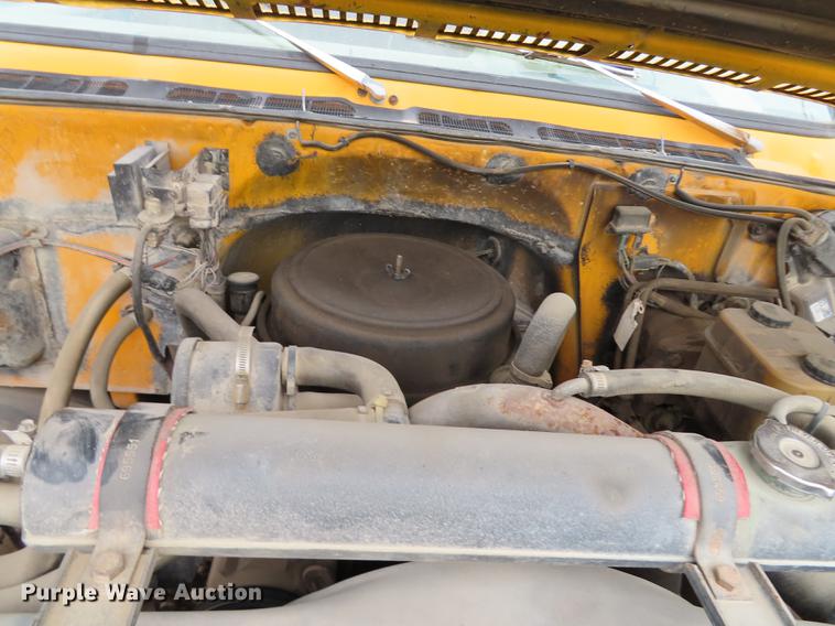 image for item DF1268 1988 GMC C6000 dump flatbed truck