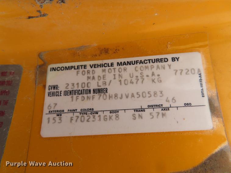 image for item DF1269 1988 Ford F700 bucket truck