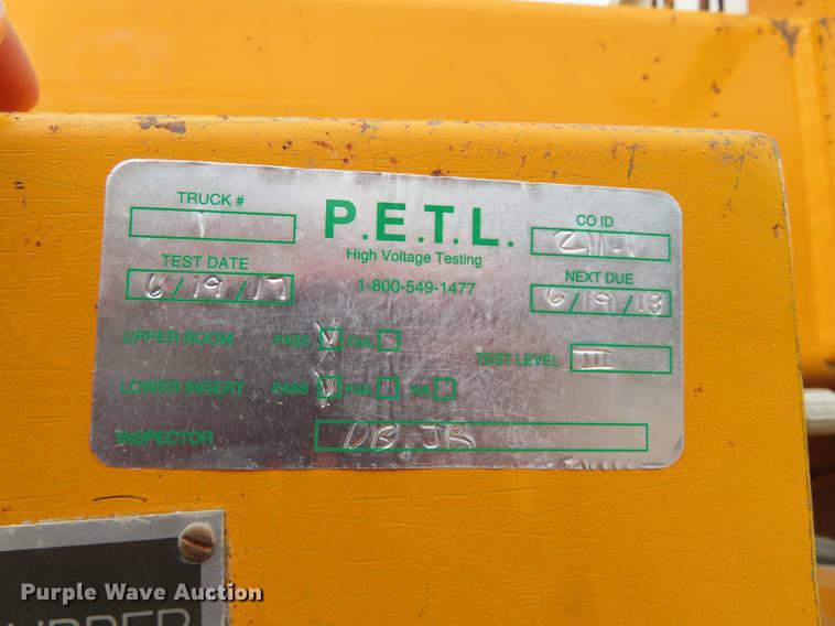 image for item DF1269 1988 Ford F700 bucket truck