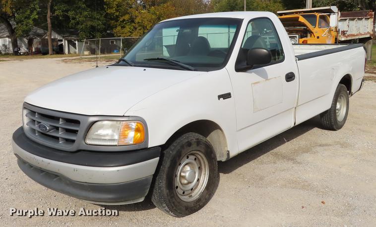 image for item DF1271 2000 Ford F150 pickup truck