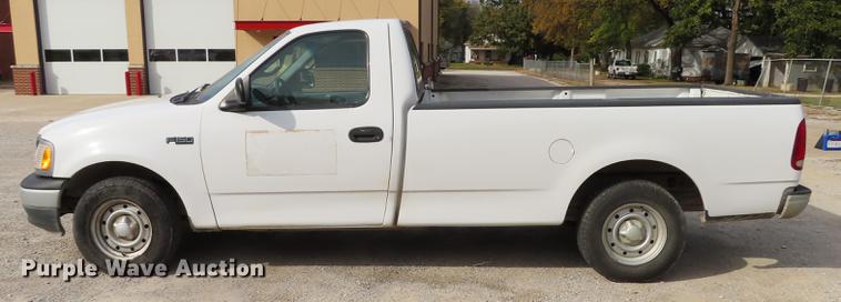 image for item DF1271 2000 Ford F150 pickup truck