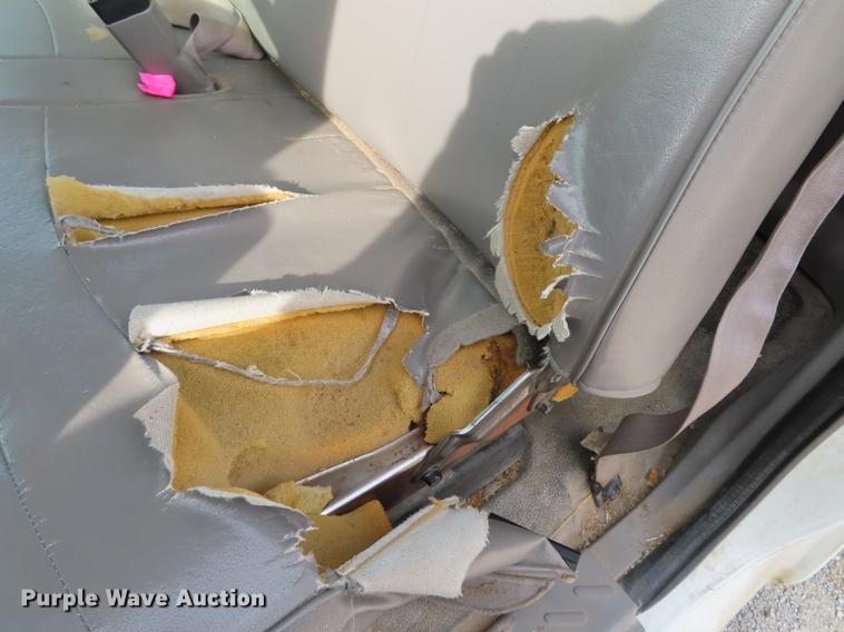 image for item DF1271 2000 Ford F150 pickup truck