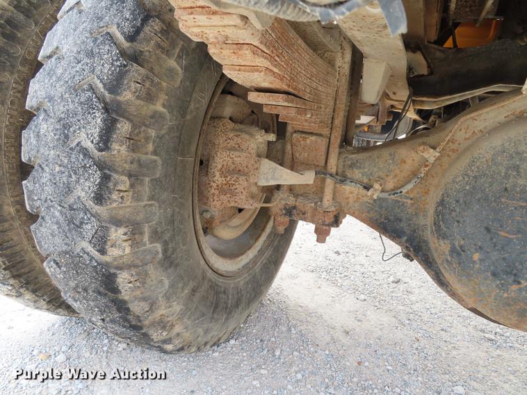 image for item DF1272 1988 GMC C6000 dump truck