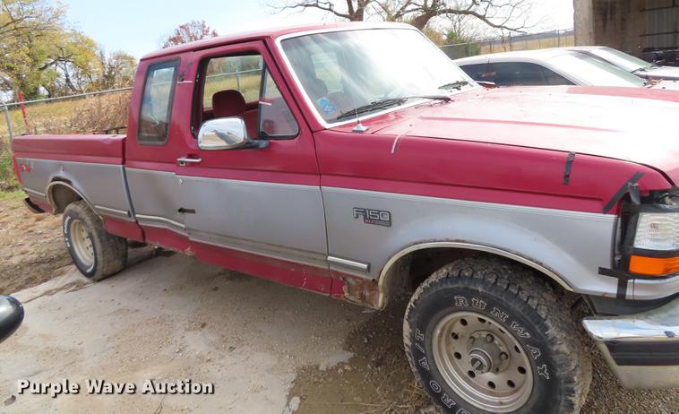 image for item DF1276 1995 Ford F150 SuperCab pickup truck