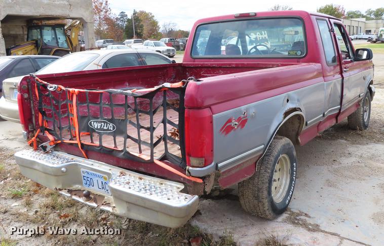 image for item DF1276 1995 Ford F150 SuperCab pickup truck