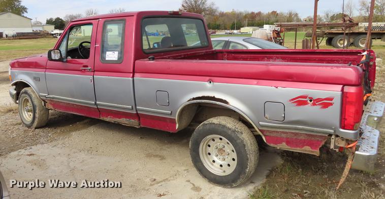 image for item DF1276 1995 Ford F150 SuperCab pickup truck
