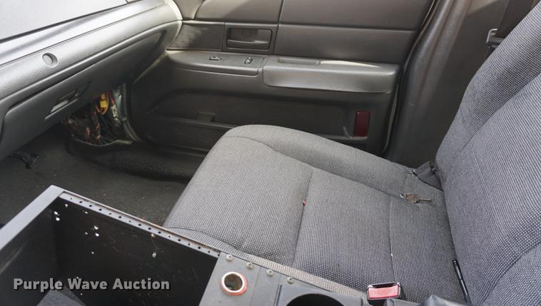 image for item DF1500 2005 Ford Crown Victoria Police Interceptor