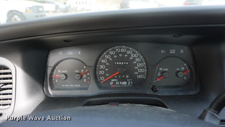 image for item DF1500 2005 Ford Crown Victoria Police Interceptor