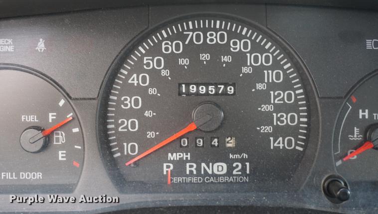 image for item DF1500 2005 Ford Crown Victoria Police Interceptor