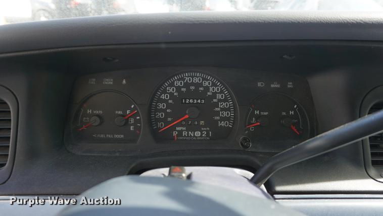 image for item DF1504 2000 Ford Crown Victoria Police Interceptor