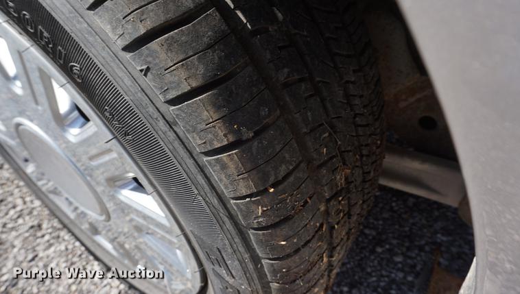 image for item DF1506 2005 Ford Crown Victoria Police Interceptor