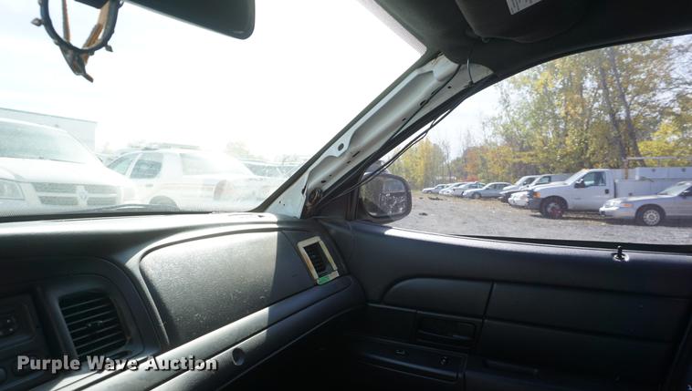 image for item DF1507 2008 Ford Crown Victoria Police Interceptor