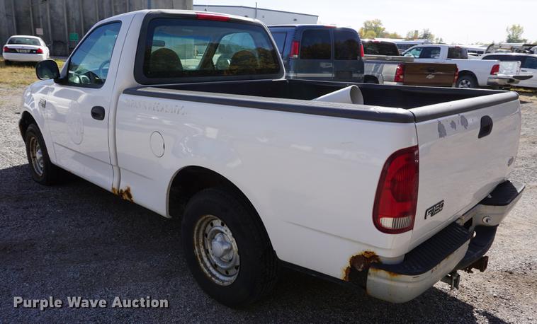 image for item DF1508 1999 Ford F150 pickup truck