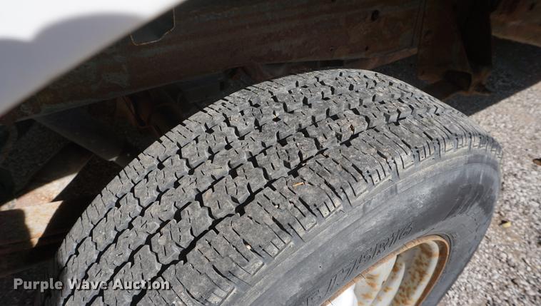 image for item DF1508 1999 Ford F150 pickup truck