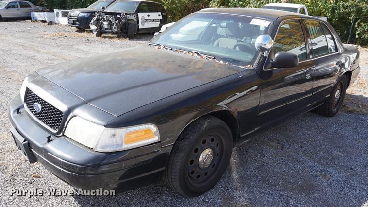image for item DF1509 2006 Ford Crown Victoria Police Interceptor