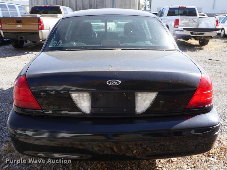 image for item DF1509 2006 Ford Crown Victoria Police Interceptor