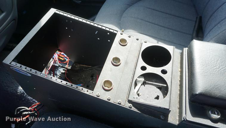 image for item DF1510 2000 Ford Crown Victoria Police Interceptor