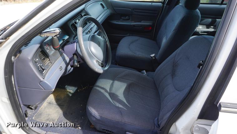 image for item DF1514 2000 Ford Crown Victoria Police Interceptor