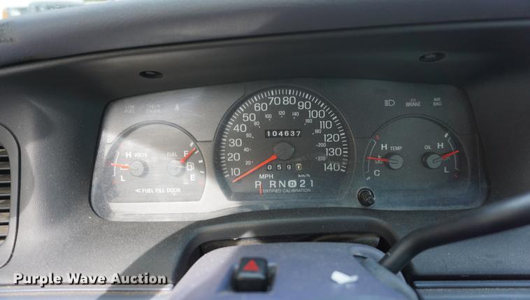 image for item DF1514 2000 Ford Crown Victoria Police Interceptor