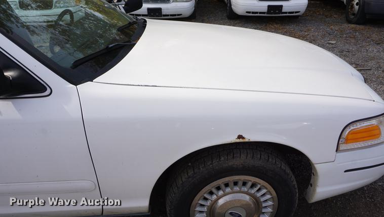 image for item DF1514 2000 Ford Crown Victoria Police Interceptor