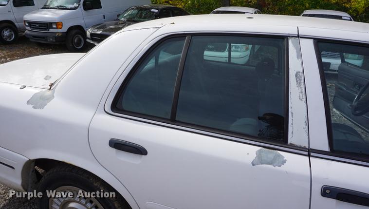 image for item DF1514 2000 Ford Crown Victoria Police Interceptor