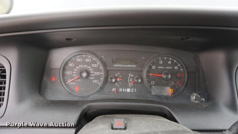 image for item DF1557 2011 Ford Crown Victoria Police Interceptor