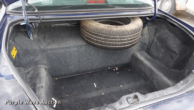 image for item DF1557 2011 Ford Crown Victoria Police Interceptor