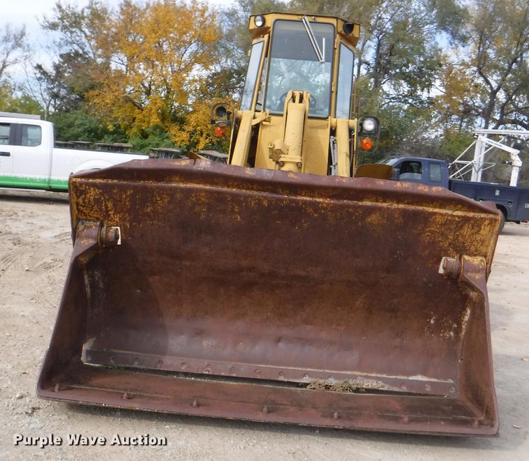 image for item DF1563 1983 John Deere 544C wheel loader