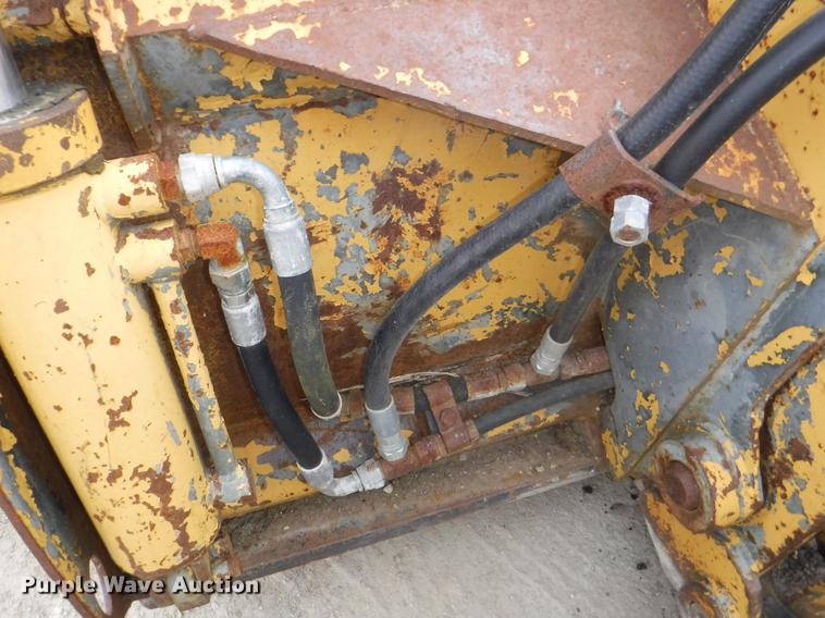 image for item DF1563 1983 John Deere 544C wheel loader