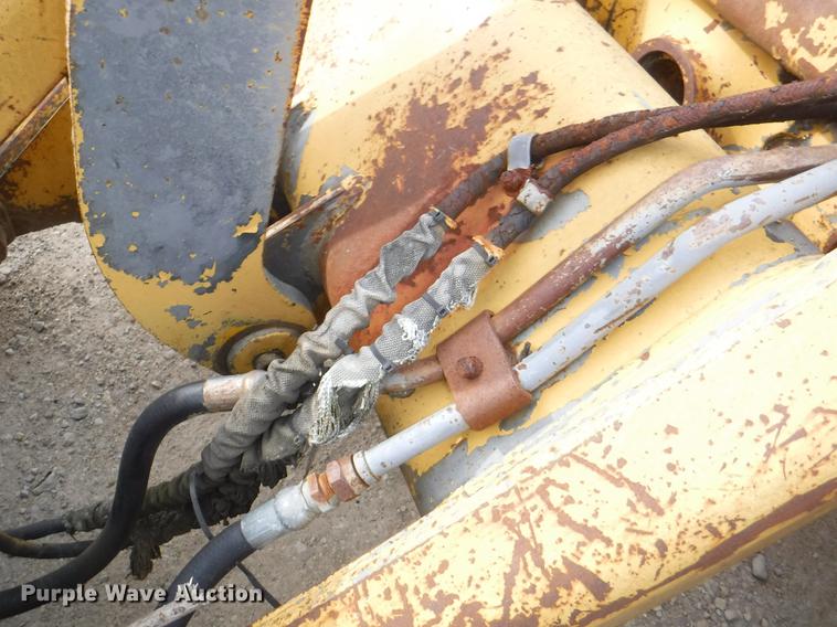 image for item DF1563 1983 John Deere 544C wheel loader