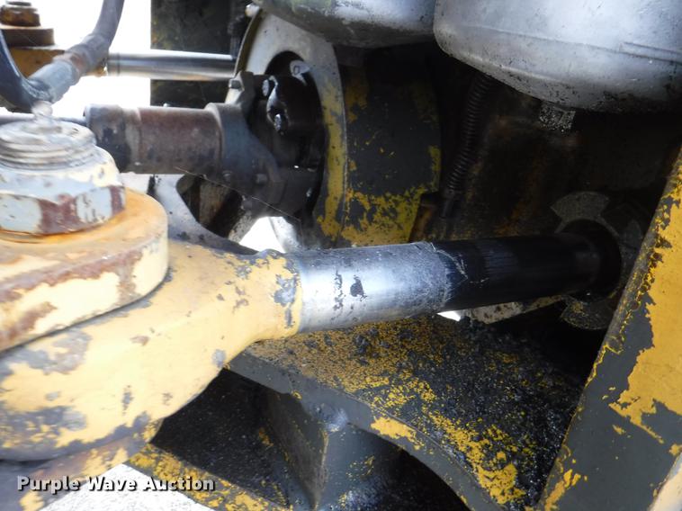 image for item DF1563 1983 John Deere 544C wheel loader