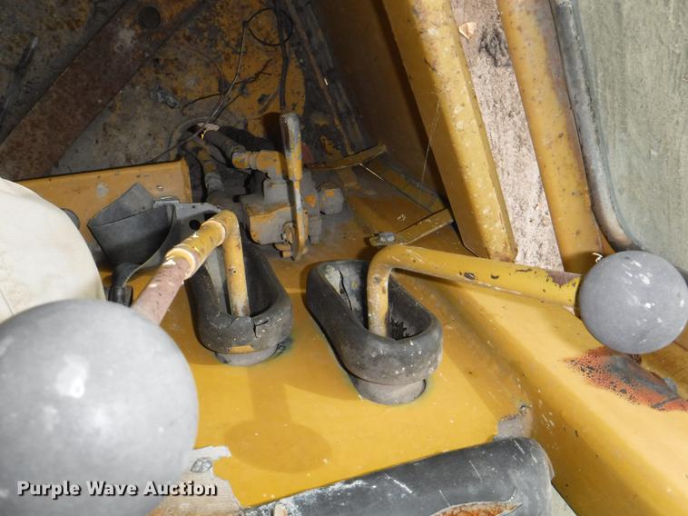 image for item DF1563 1983 John Deere 544C wheel loader