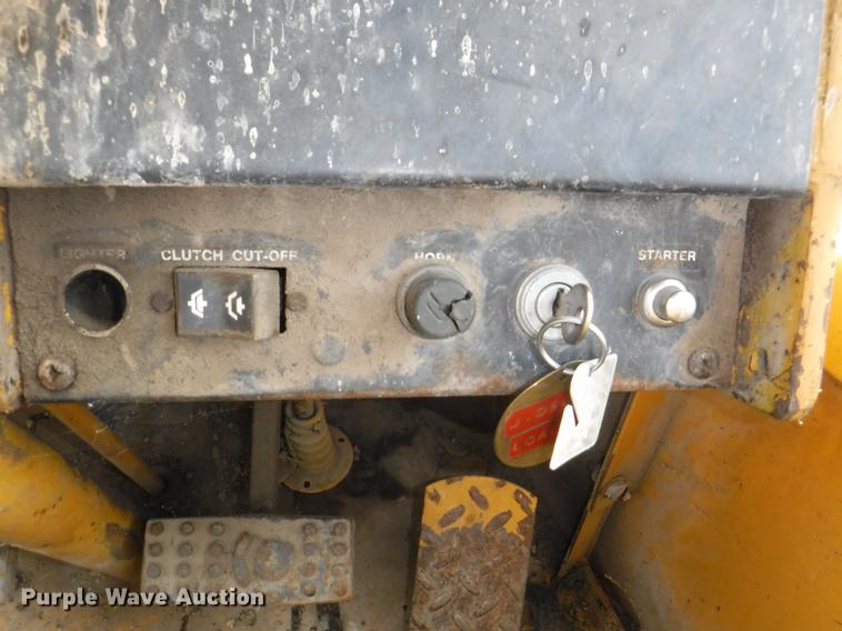 image for item DF1563 1983 John Deere 544C wheel loader