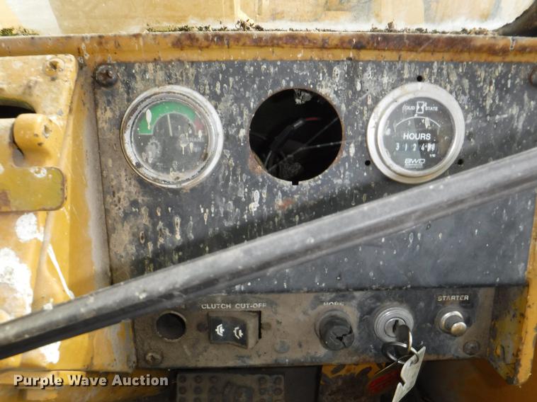 image for item DF1563 1983 John Deere 544C wheel loader